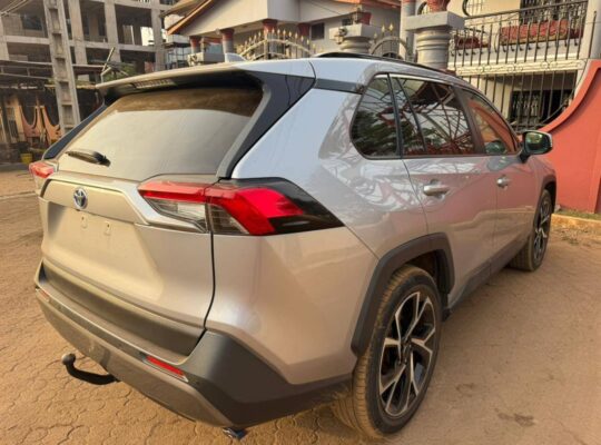 Toyota RAV4 2021 Hybride