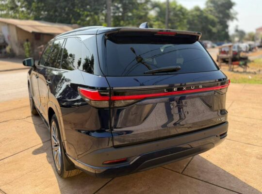 LEXUS 2025 — FULL LUXE