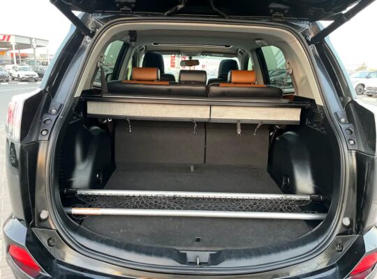 TOYOTA RAV4 VXR 2018 – 2.5L – FULL OPTIONS GCC